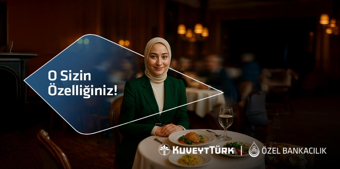yurt içi ve dışı restoran indirimlerinden faydalanan kadın